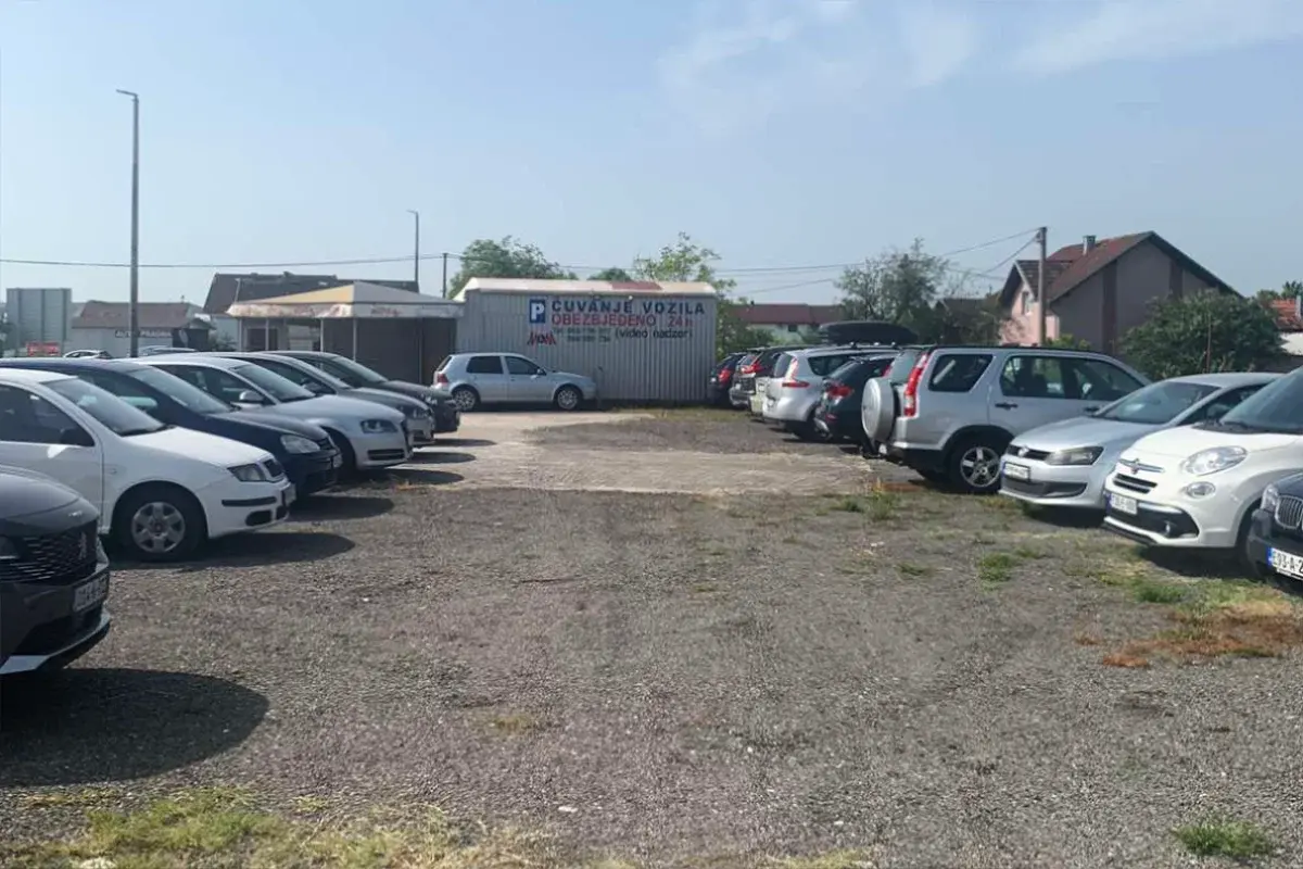 M&M Aerodromski Parking