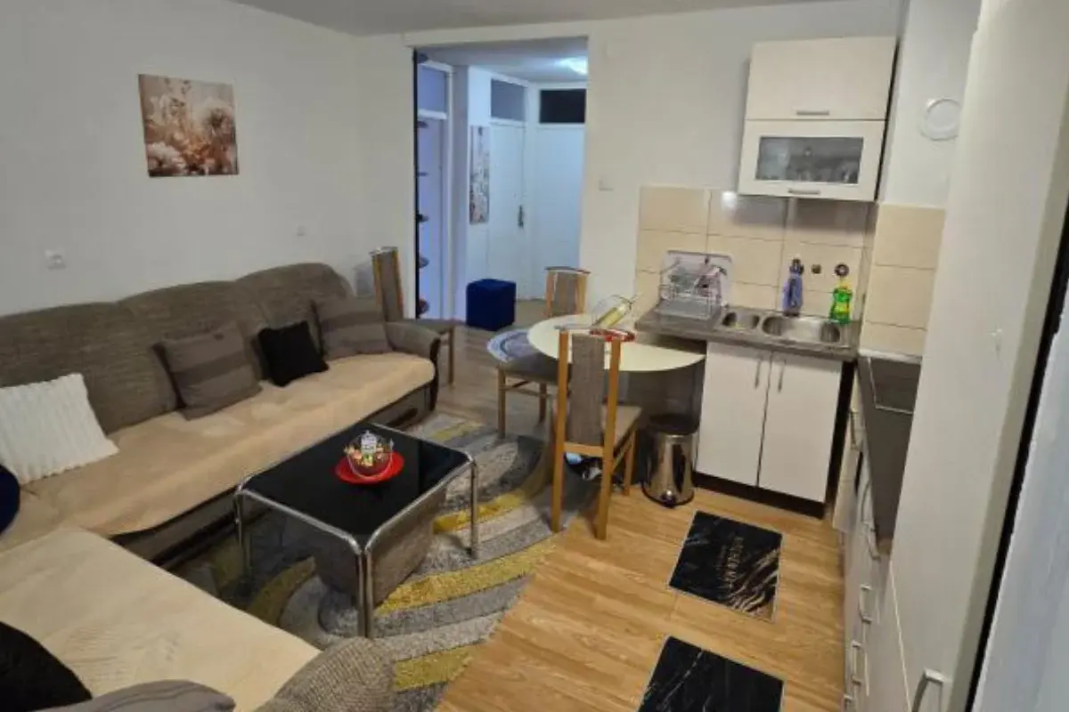 Apartman Lea