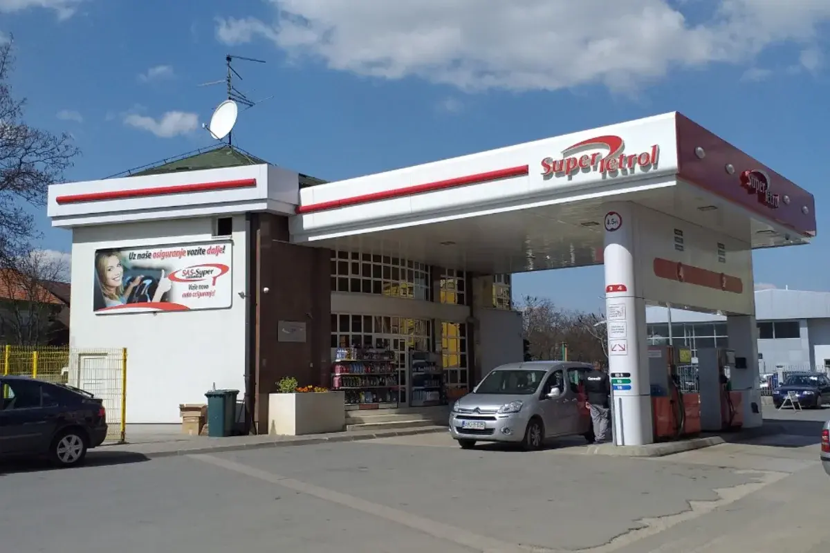 Super Petrol