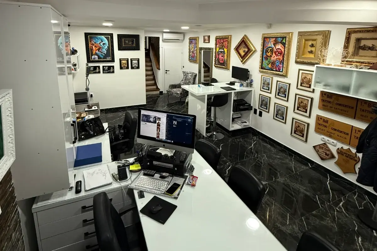 BL Tattoo & Piercing studio 