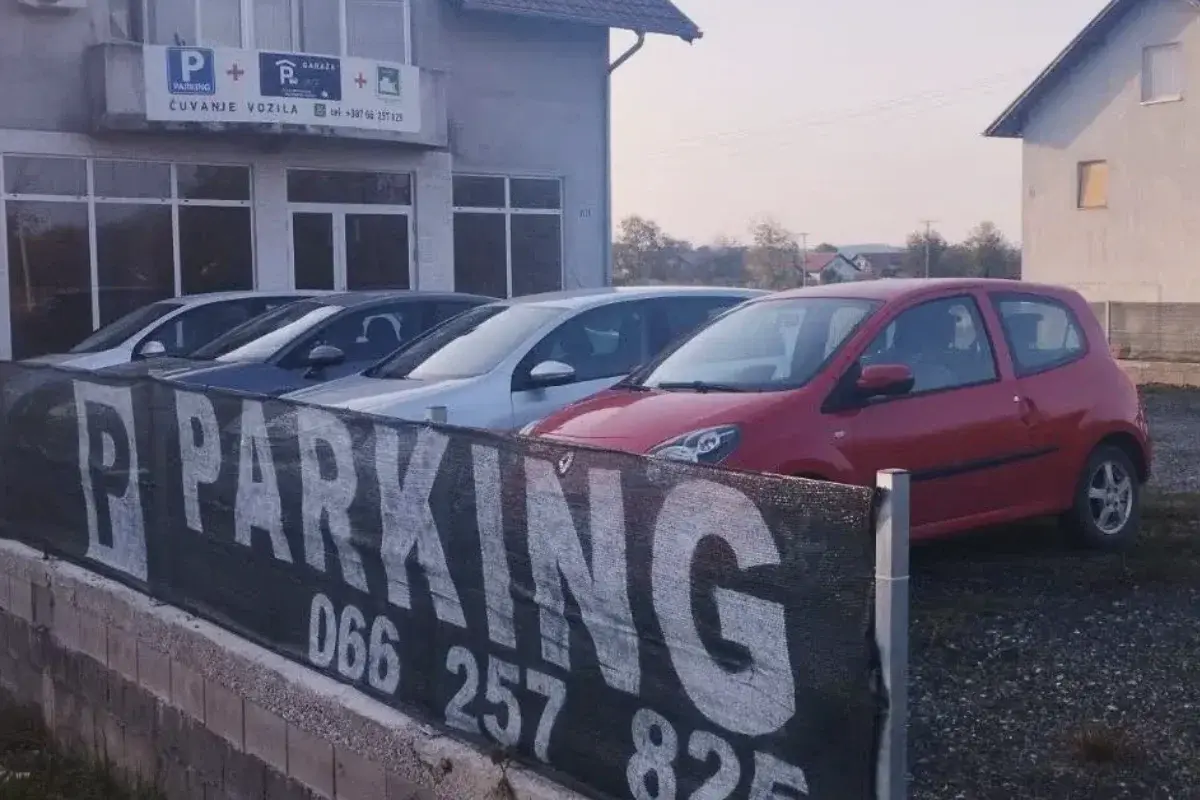 Parking Aerodrom