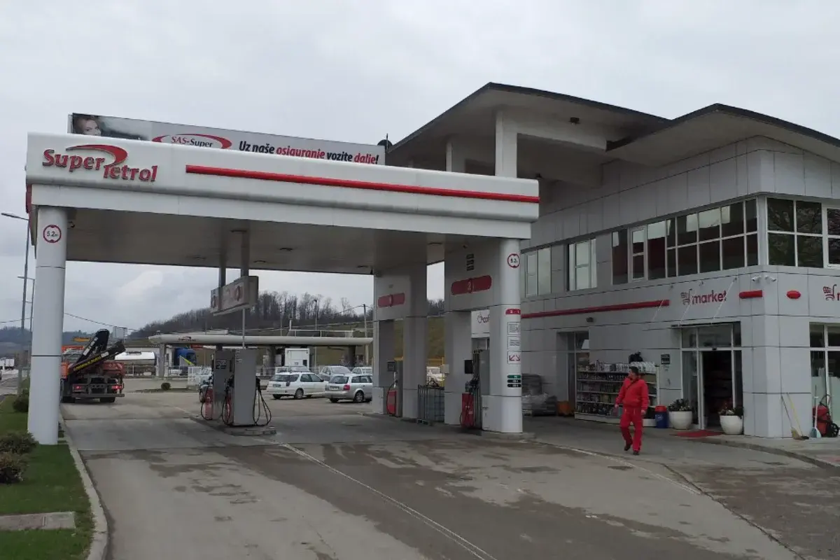 Super Petrol