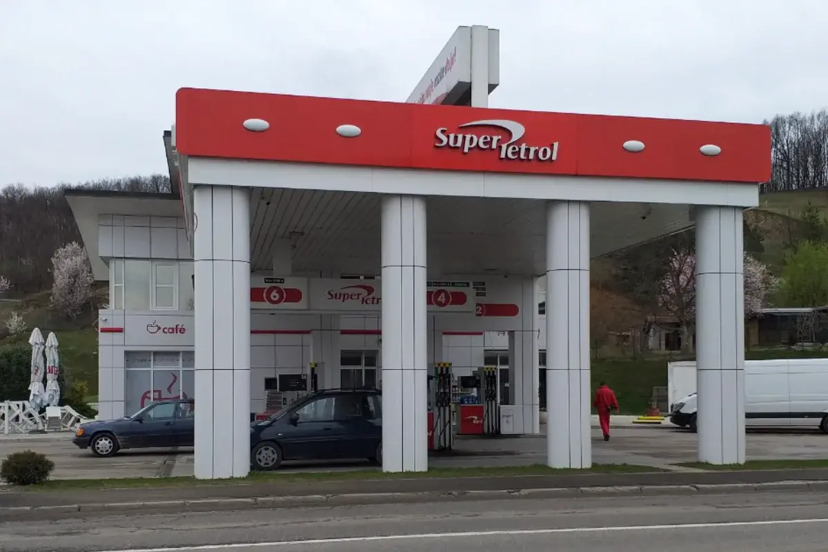 Super Petrol