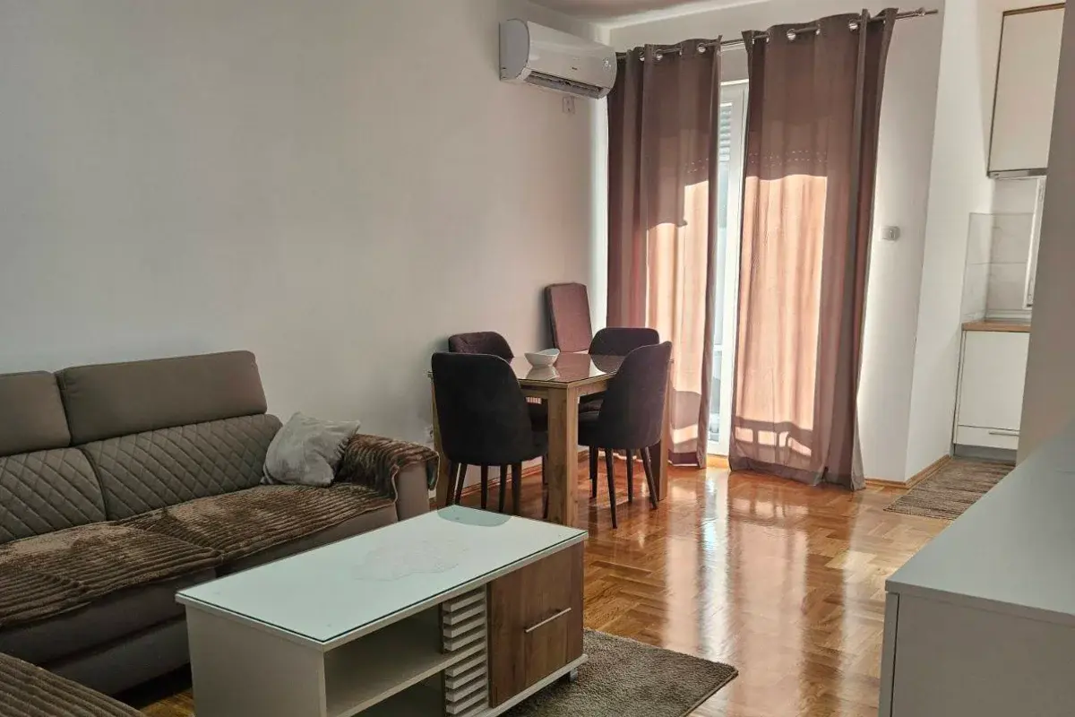 Apartman Dora DeLuxe