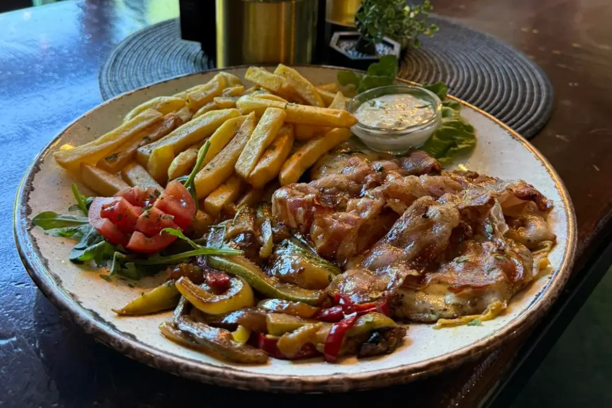 Ćirilica Restoran