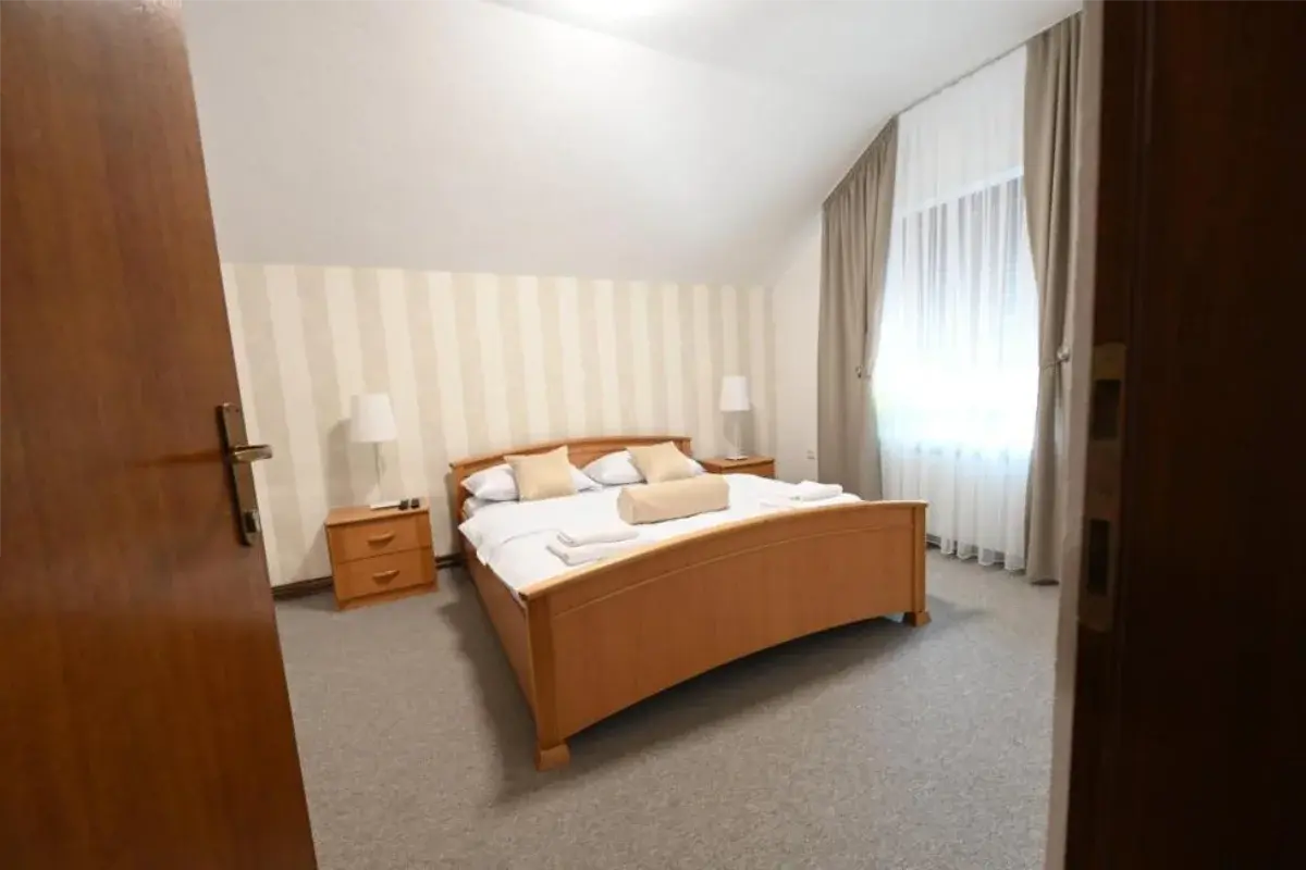 Hostel Drvorez