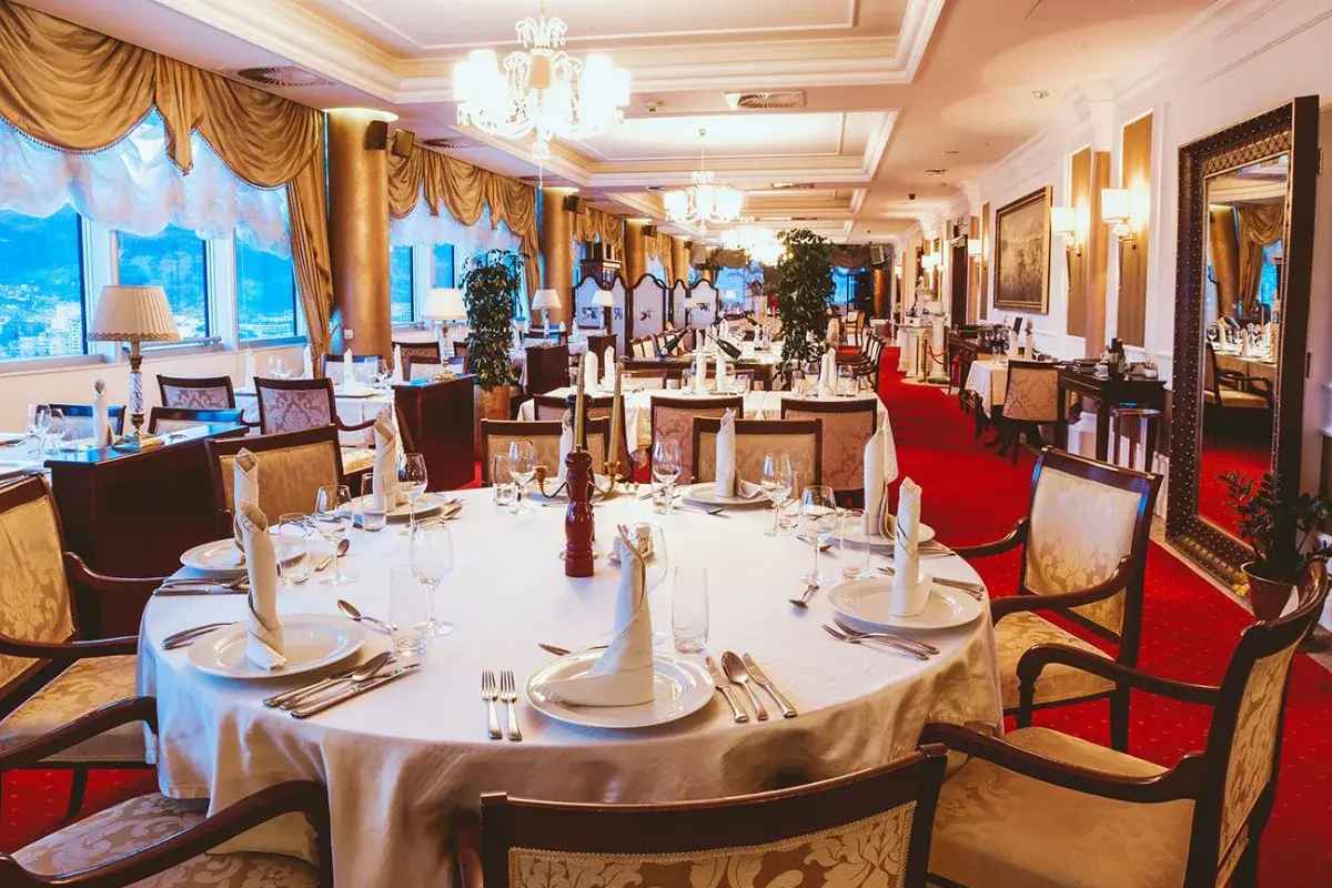 Restaurant & Lounge bar Integra
