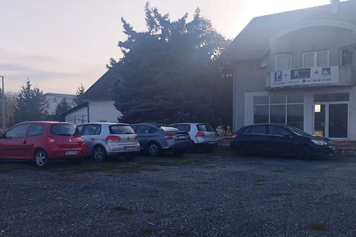 Parking Aerodrom