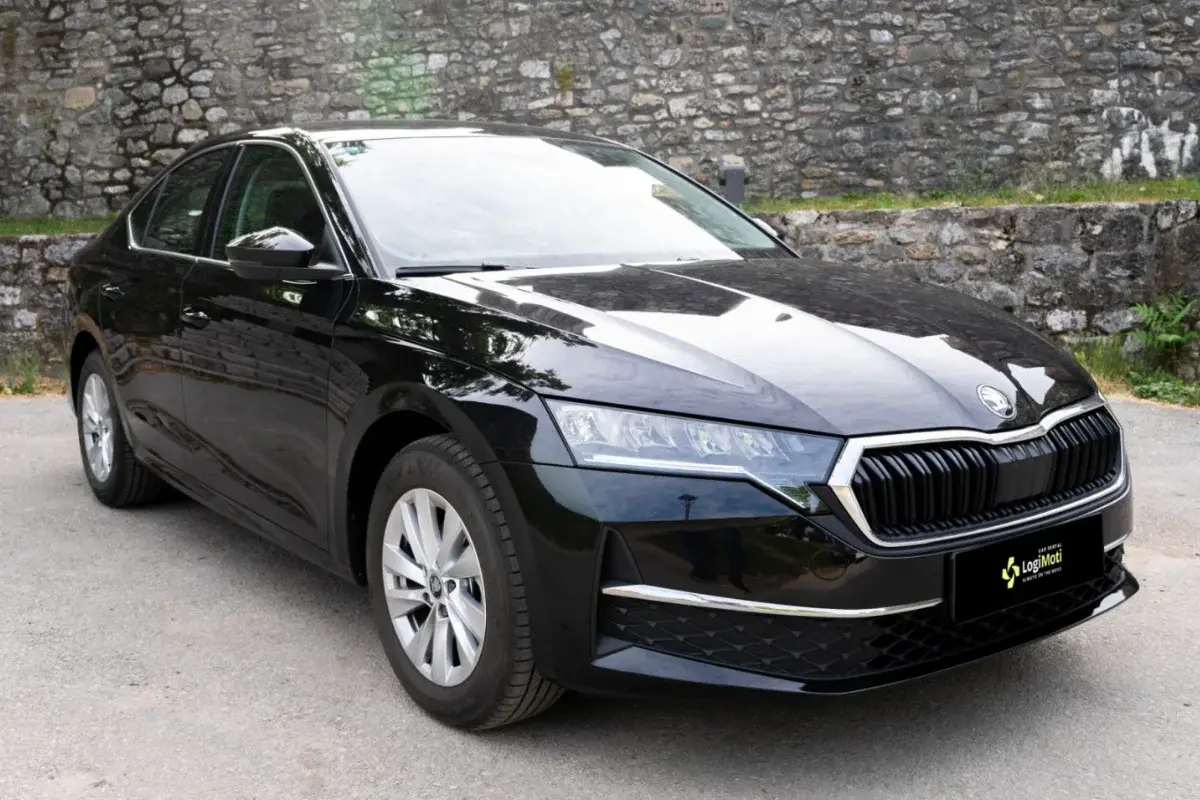 LogiMoti Car Rental