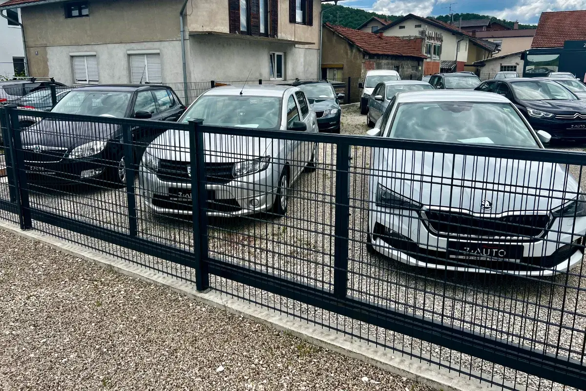 Z-Auto 