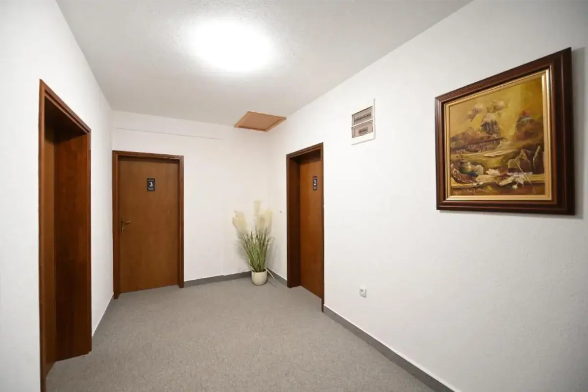 Hostel Drvorez