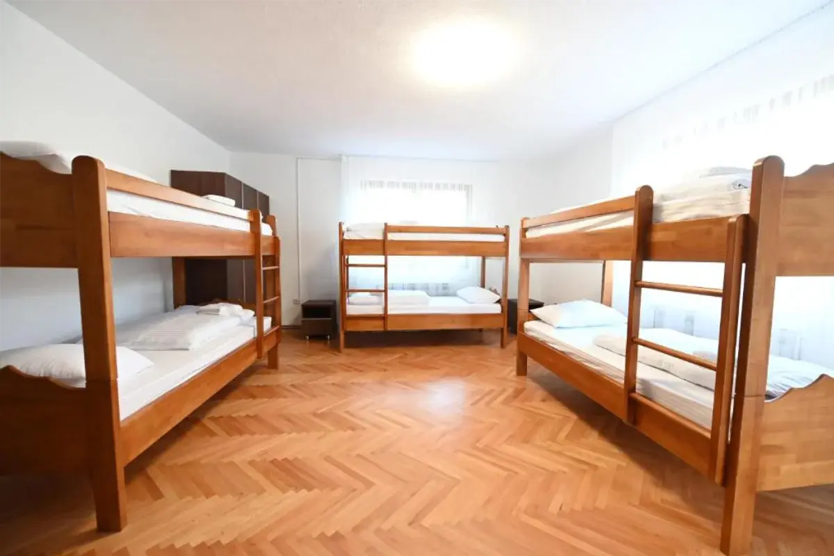 Hostel Drvorez