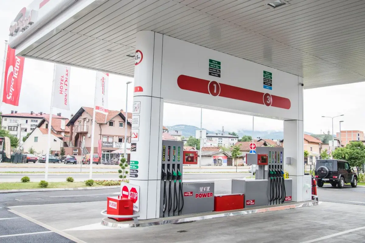Super Petrol