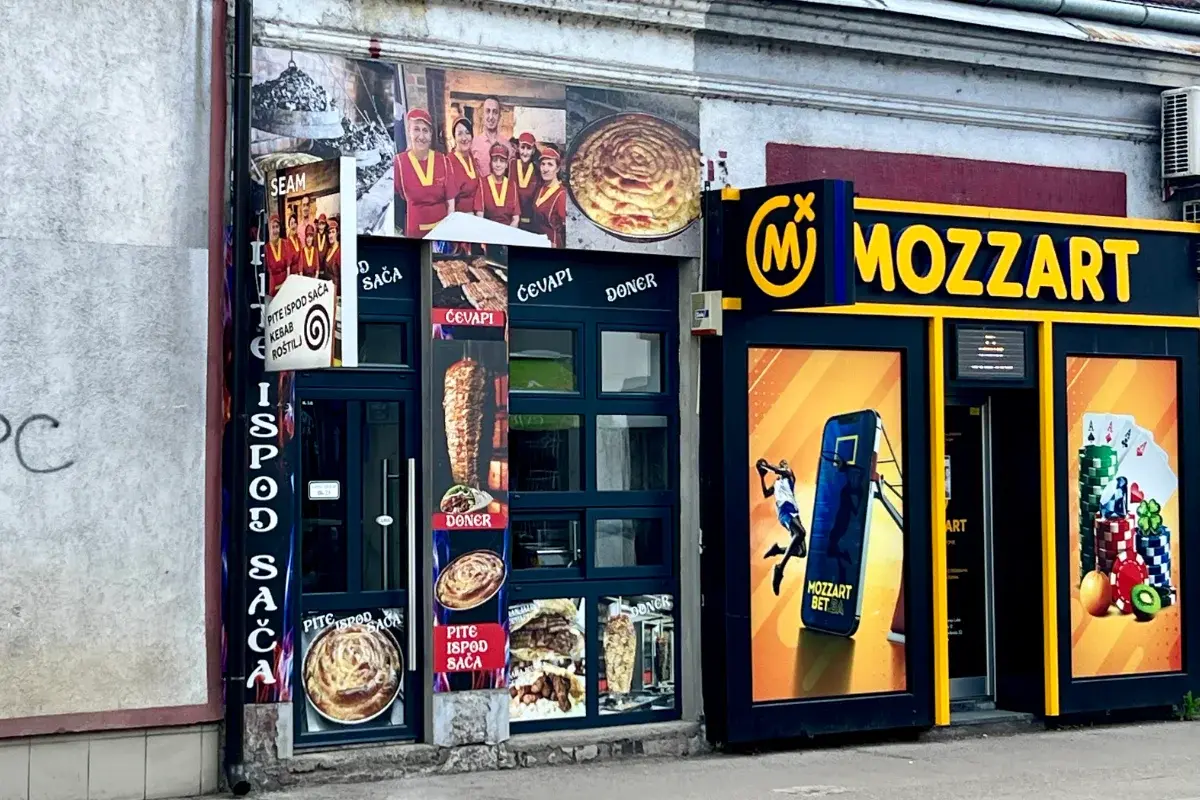Pite ispod sača Seam