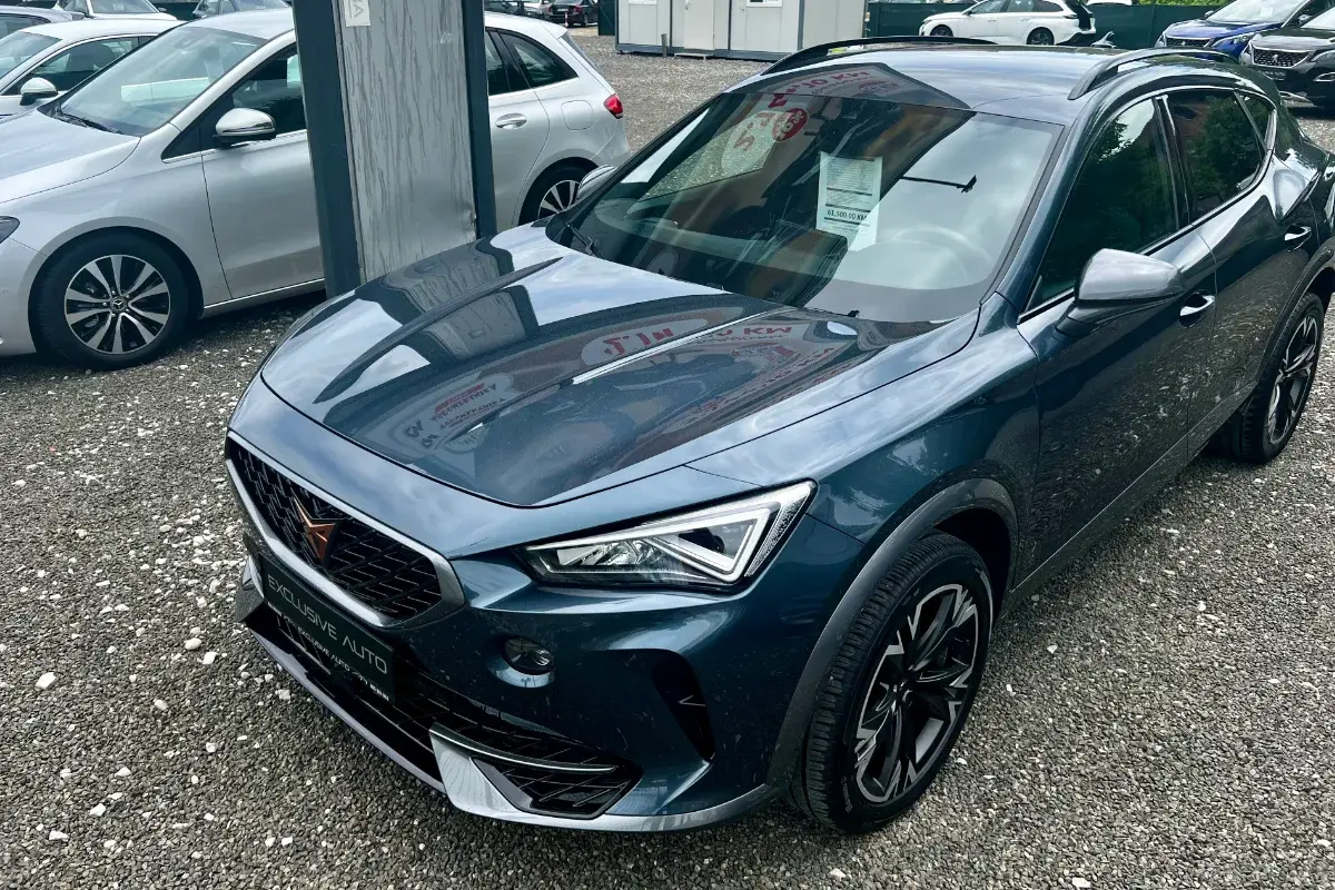 Exclusive Auto
