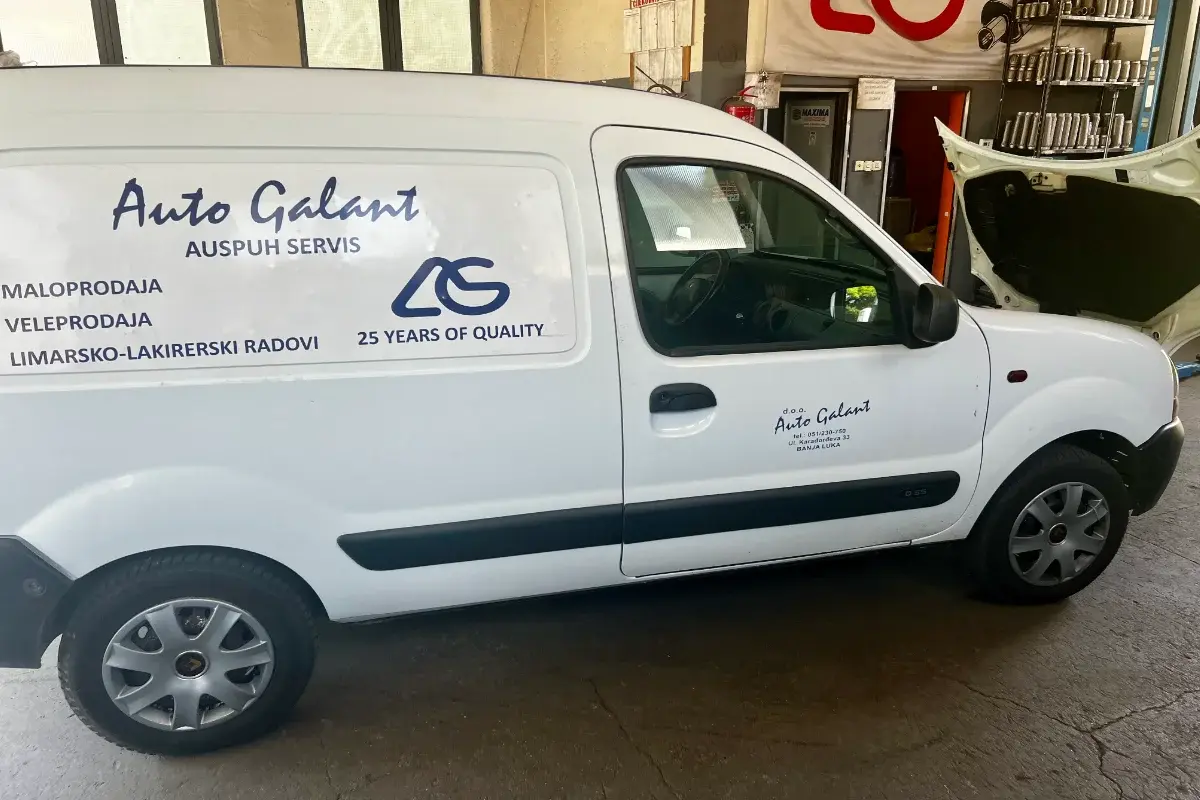Auto Galant servis auspuha