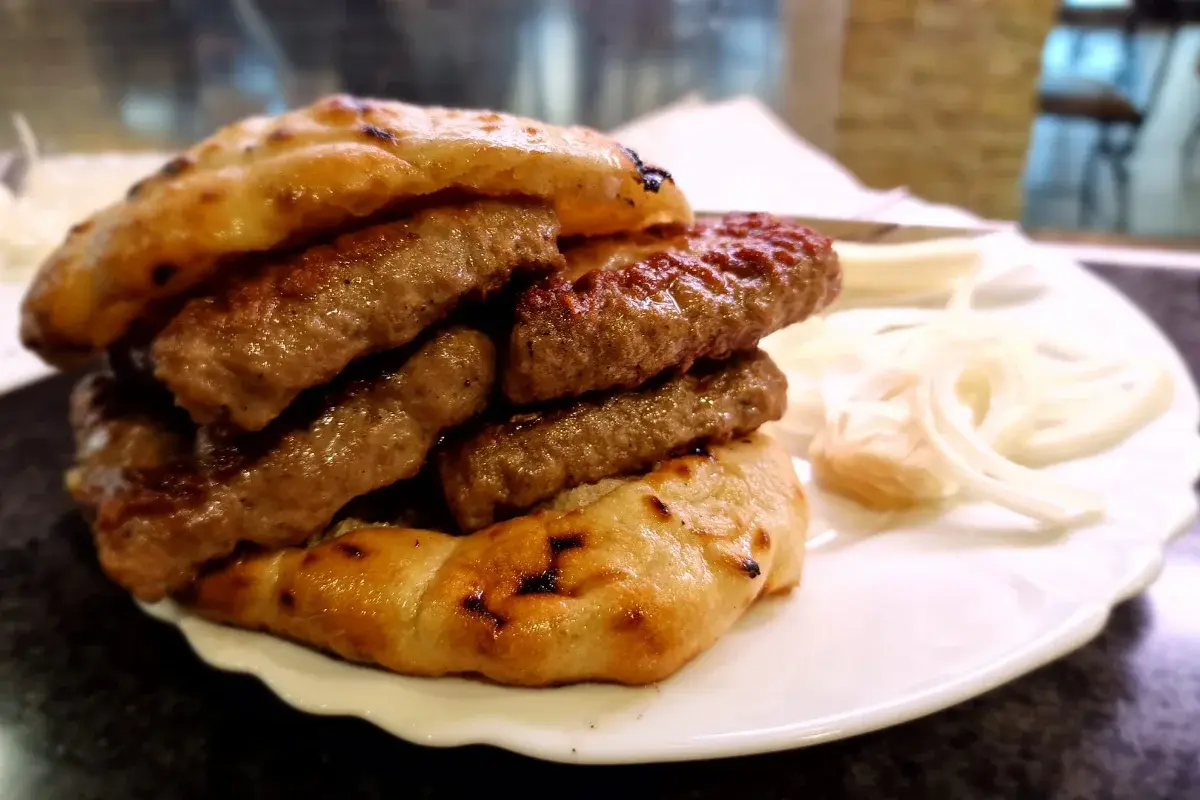 Mek Roštilj