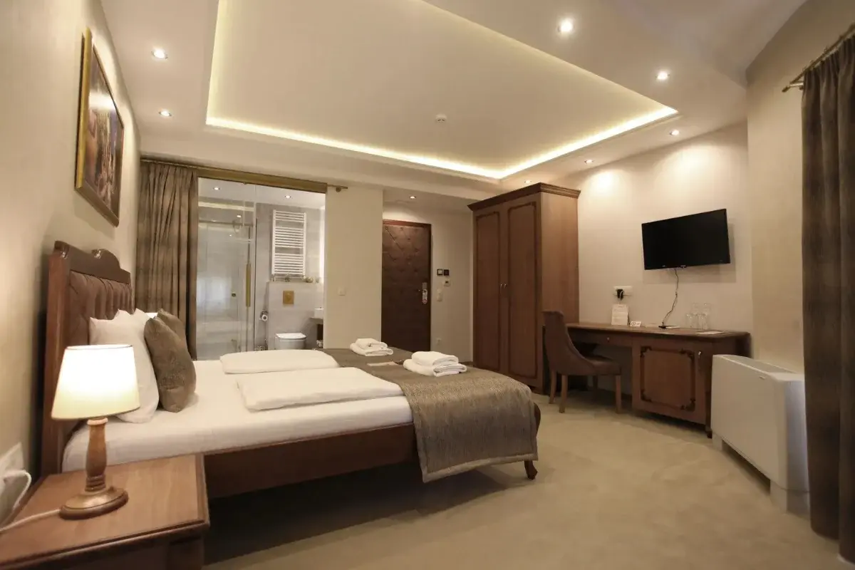 Provence Rooms