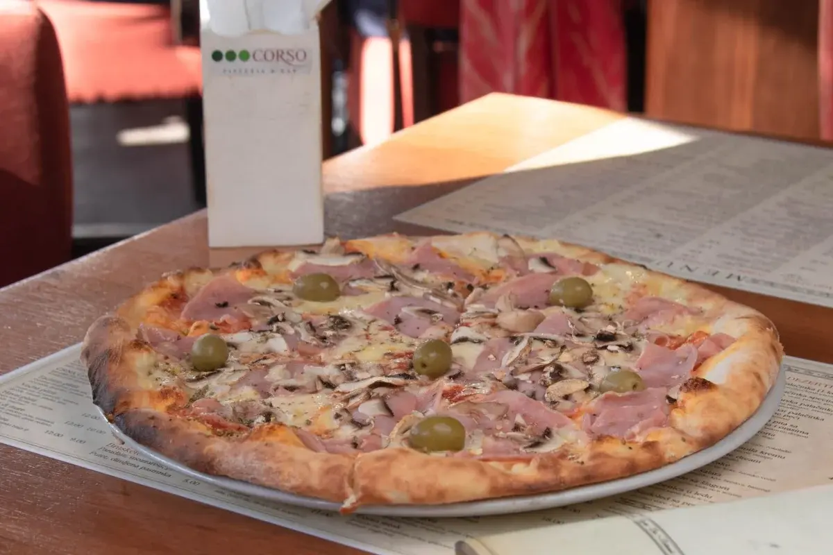 Corso Pizzeria & Bar 