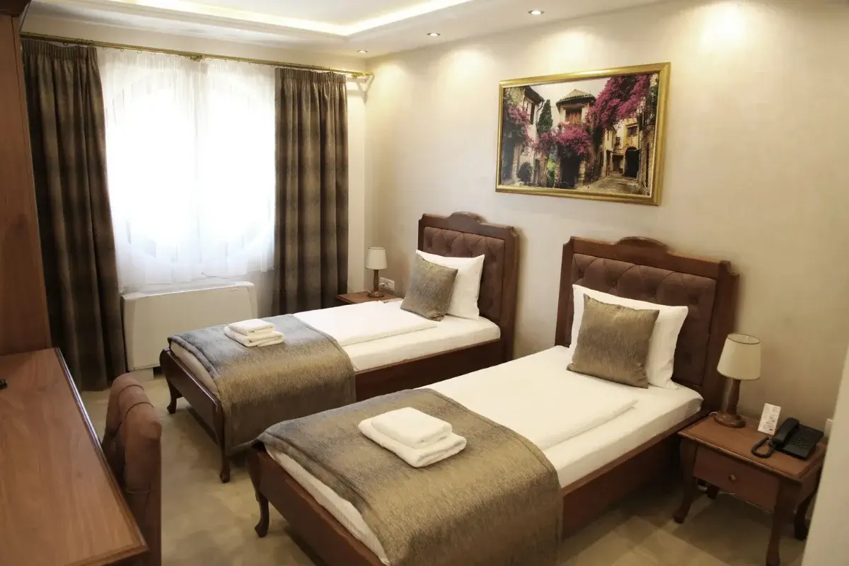 Provence Rooms