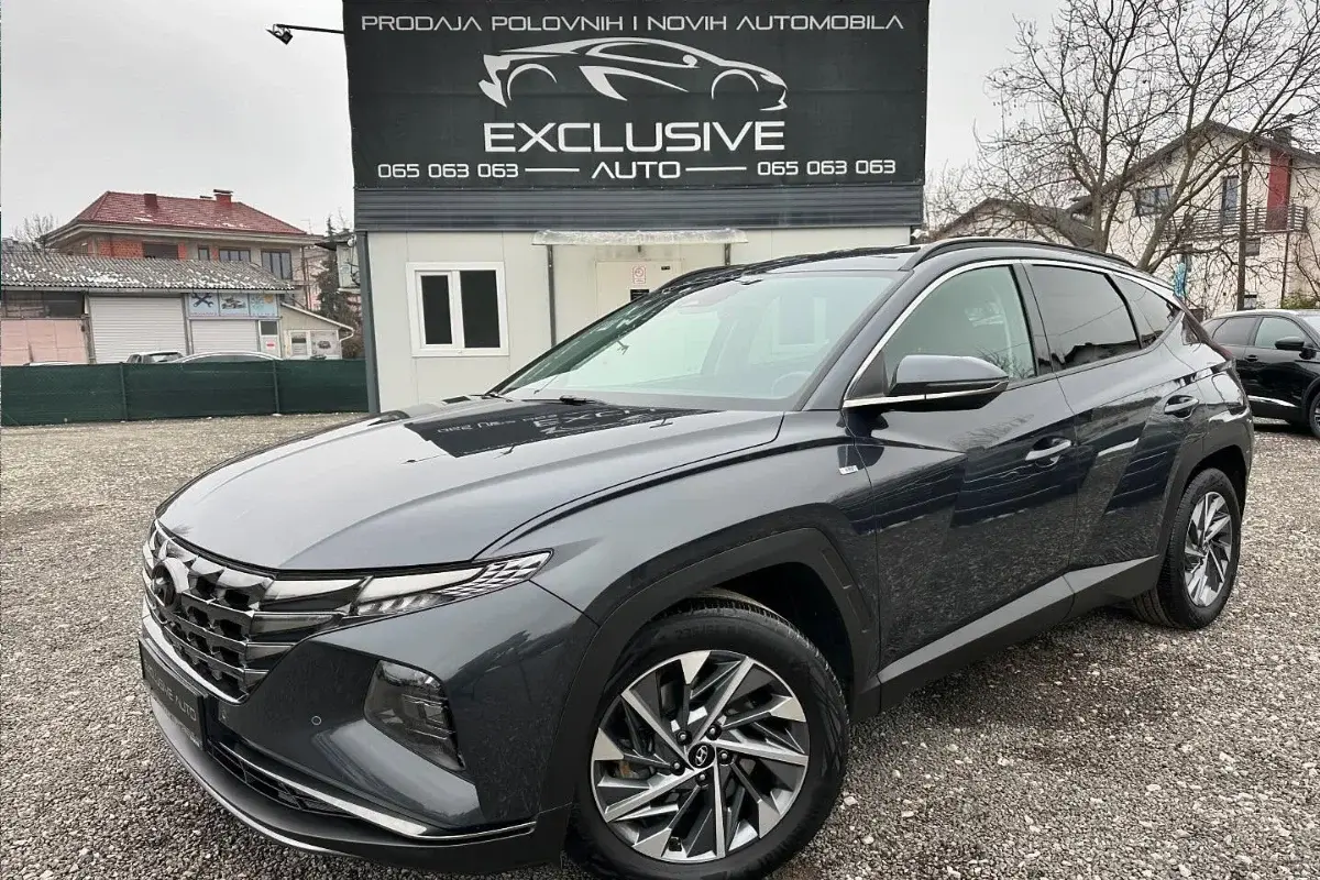 Exclusive Auto