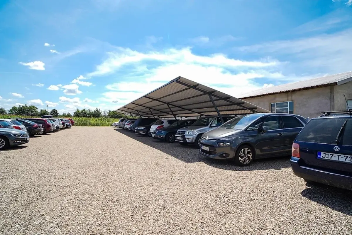Parking & Garaža Aerodrom Banja Luka