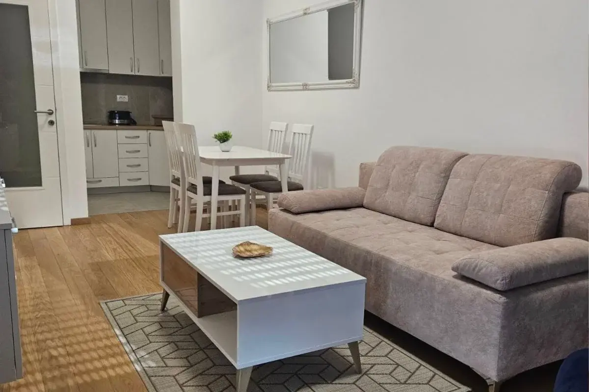 Apartman Dora